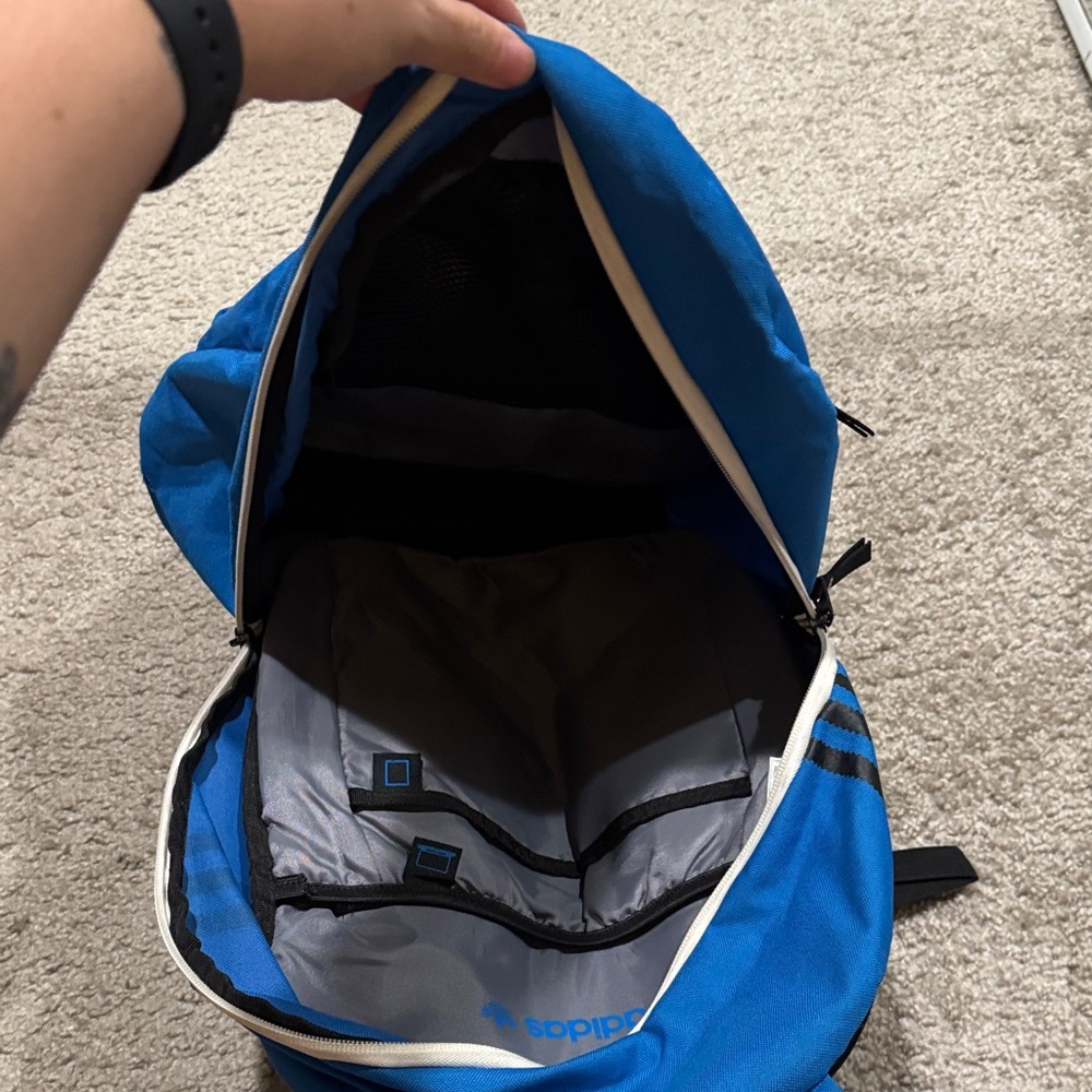 Adidas Backpack - Picture 3 of 5